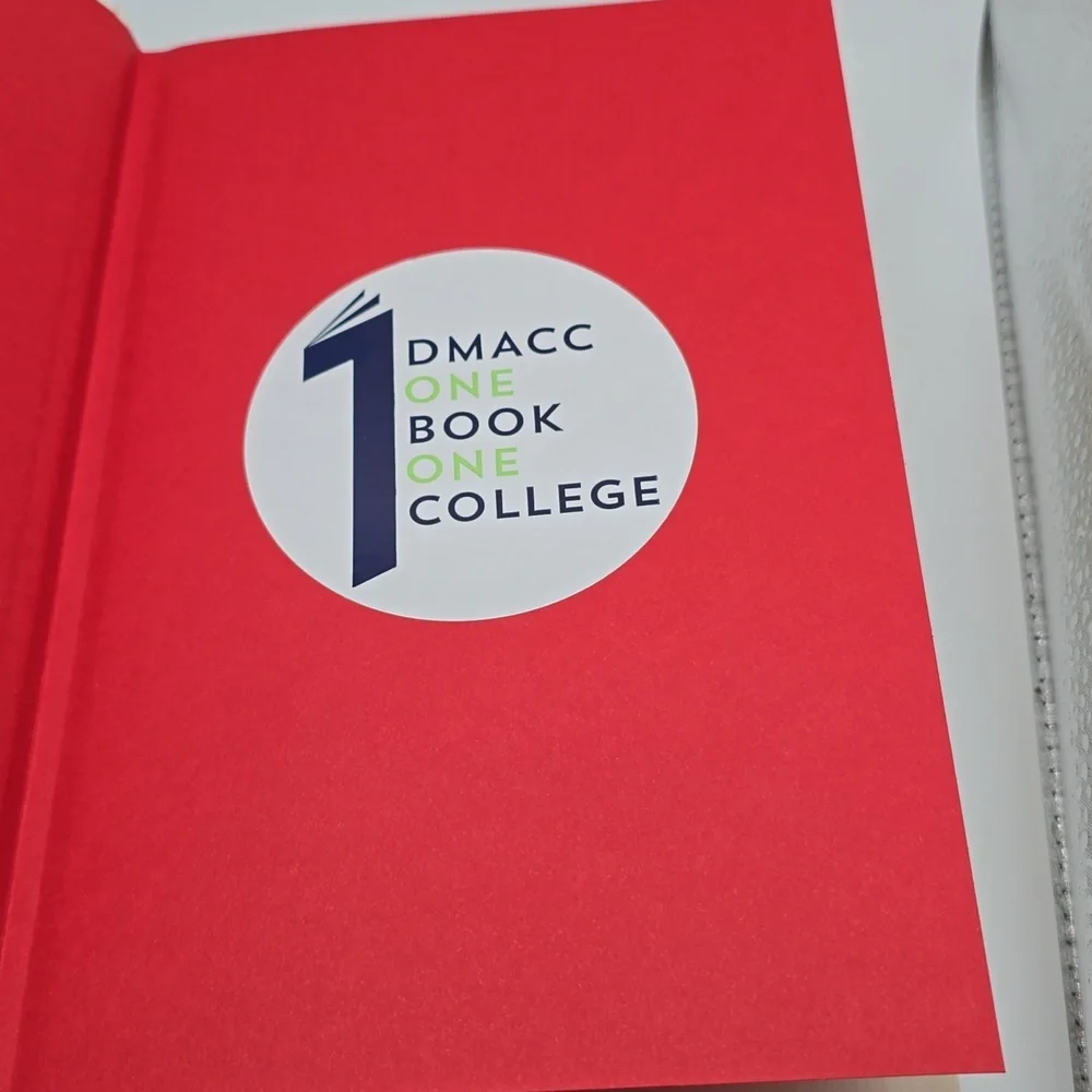 The Hate U Give by Angie Thomas Hardback First Edition - Picture 6 of 6